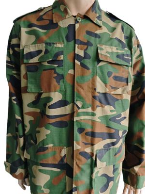 StealthPro Camouflage Utility Jacket – 4-Pocket Tactical Build